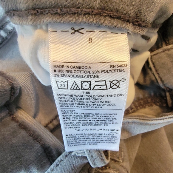 Old Navy Super Skinny Jeans - Picture 4 of 4